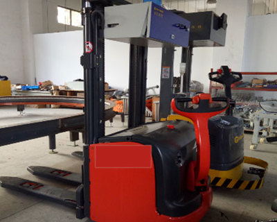 山西全電動(dòng)搬運(yùn)車-山西鼎盛龍工叉車租賃-全電動(dòng)搬運(yùn)車修理